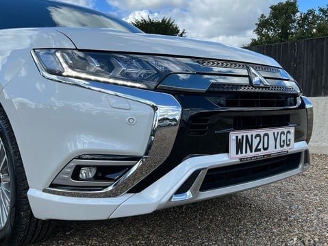 Mitsubishi Outlander PHEV EXCEED SAFETY 10