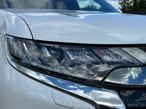 Mitsubishi Outlander PHEV EXCEED SAFETY 12