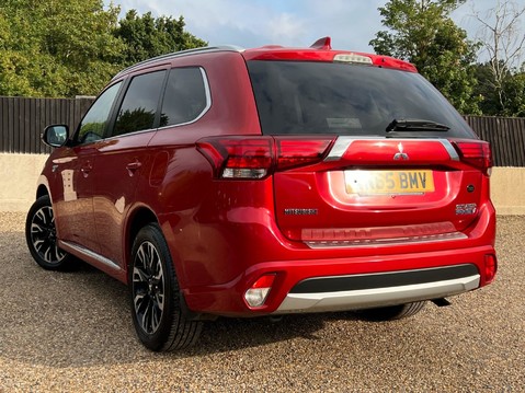 Mitsubishi Outlander PHEV GX 4H 2