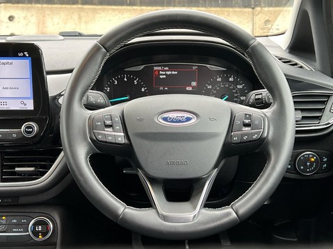 Ford Fiesta TITANIUM 17