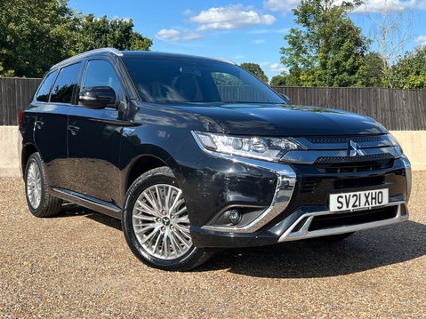 Mitsubishi Outlander PHEV DYNAMIC 1