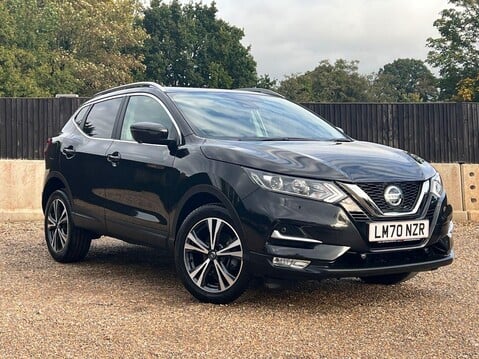 Nissan Qashqai DIG-T N-CONNECTA 1