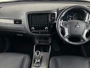 Mitsubishi Outlander PHEV DYNAMIC 4