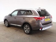 Mitsubishi Outlander JURO 2