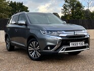 Mitsubishi Outlander EXCEED 1