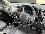 Mitsubishi Outlander EXCEED 3