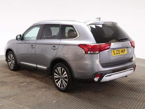 Mitsubishi Outlander EXCEED 2