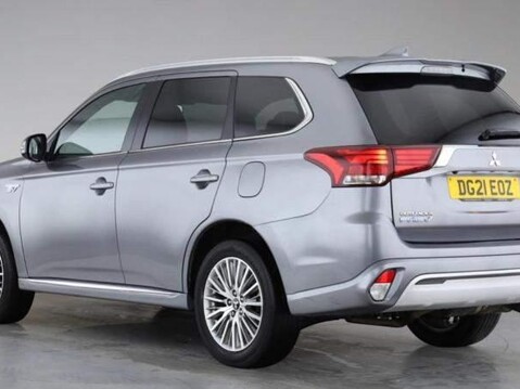 Mitsubishi Outlander PHEV DYNAMIC 2