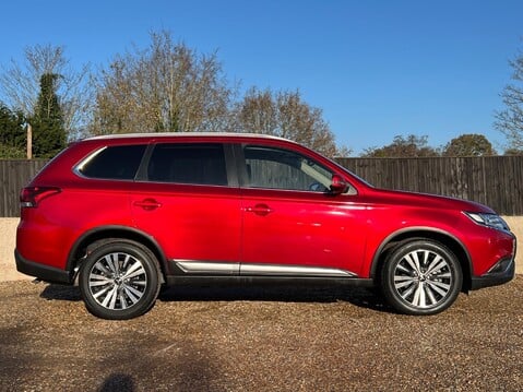 Mitsubishi Outlander DESIGN 3