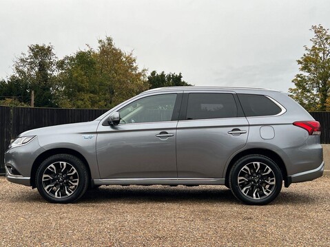 Mitsubishi Outlander PHEV GX 4H 7