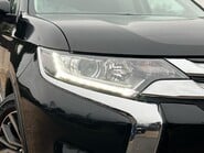 Mitsubishi Outlander DI-D 3 12