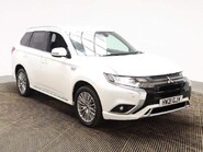 Mitsubishi Outlander PHEV DYNAMIC SAFETY 1