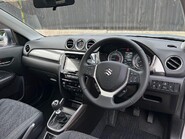 Suzuki Vitara SZ5 BOOSTERJET MHEV 17