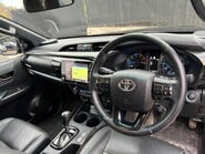 Toyota Hilux INVINCIBLE X 4WD D-4D DCB 3