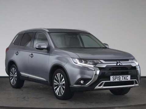 Mitsubishi Outlander 4 1