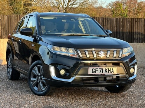 Suzuki Vitara SZ-T BOOSTERJET MHEV 1