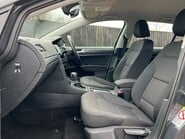 Volkswagen Golf E-GOLF 3