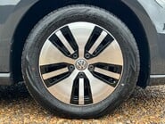 Volkswagen Golf E-GOLF 4