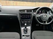 Volkswagen Golf E-GOLF 10