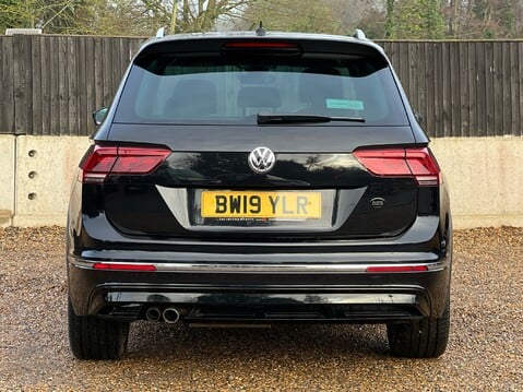 Volkswagen Tiguan R-LINE TDI DSG 8