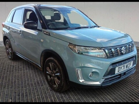 Suzuki Vitara SZ-T BOOSTERJET MHEV 1