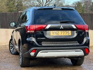 Mitsubishi Outlander EXCEED 2