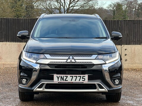 Mitsubishi Outlander EXCEED 7