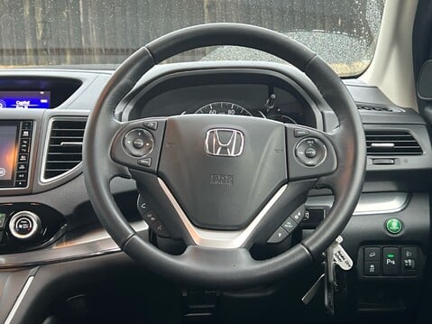 Honda CR-V I-VTEC SE PLUS NAVI 30