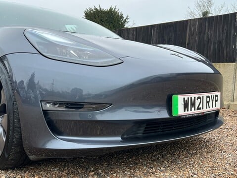 Tesla Model 3 PERFORMANCE AWD 16