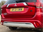 Mitsubishi Outlander PHEV DYNAMIC 17