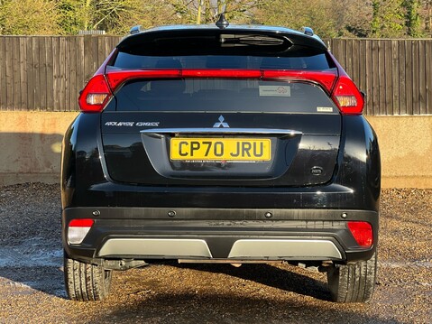 Mitsubishi Eclipse Cross DYNAMIC 8