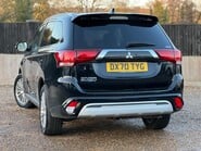 Mitsubishi Outlander PHEV DYNAMIC 2