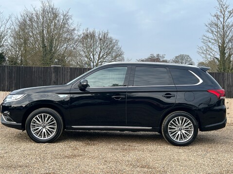 Mitsubishi Outlander PHEV DYNAMIC 6