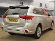 Mitsubishi Outlander PHEV 4HS 5