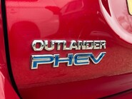 Mitsubishi Outlander PHEV DYNAMIC SAFETY 36