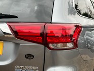 Mitsubishi Outlander PHEV 4HS 15