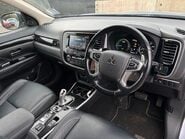 Mitsubishi Outlander PHEV 4H 3