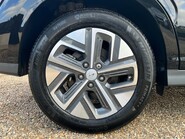 Hyundai KONA SE CONNECT 4