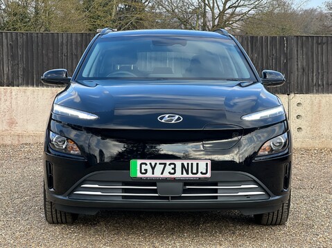 Hyundai KONA SE CONNECT 7