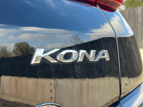 Hyundai KONA SE CONNECT 34