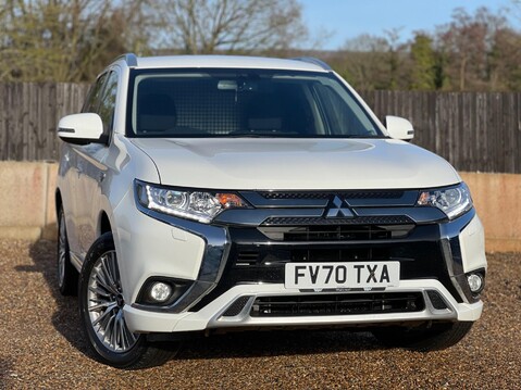 Mitsubishi Outlander PHEV REFLEX PLUS COMMERCIAL 1