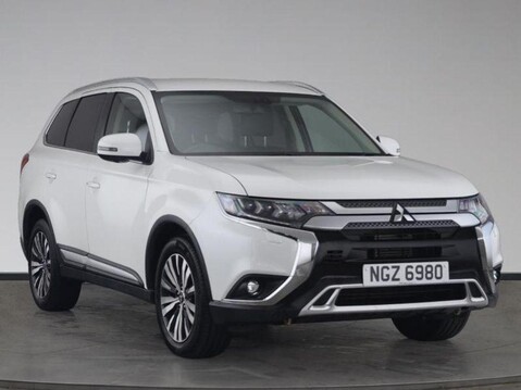 Mitsubishi Outlander 4 1