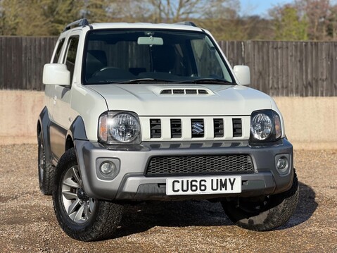 Suzuki Jimny ADVENTURE 1