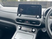 Hyundai KONA PREMIUM 12