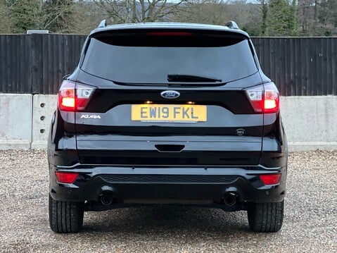 Ford Kuga ST-LINE EDITION TDCI 8