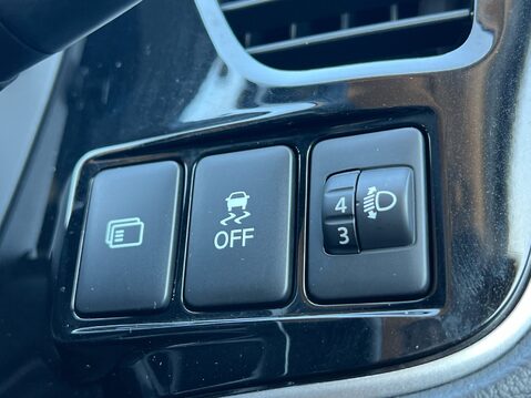 Mitsubishi Outlander DESIGN 25
