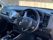 Mitsubishi Outlander DESIGN 27
