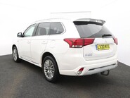 Mitsubishi Outlander PHEV DESIGN 2