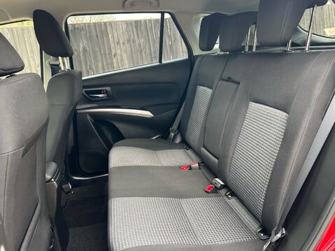 Suzuki S-Cross MOTION BOOSTERJET MHEV 9
