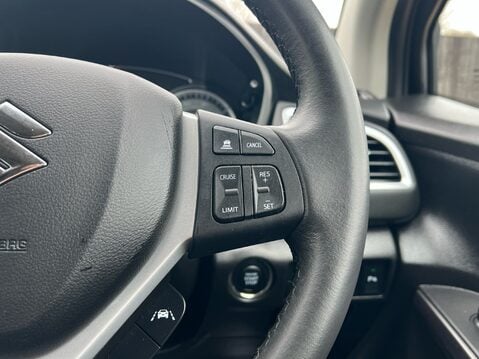 Suzuki S-Cross MOTION BOOSTERJET MHEV 26